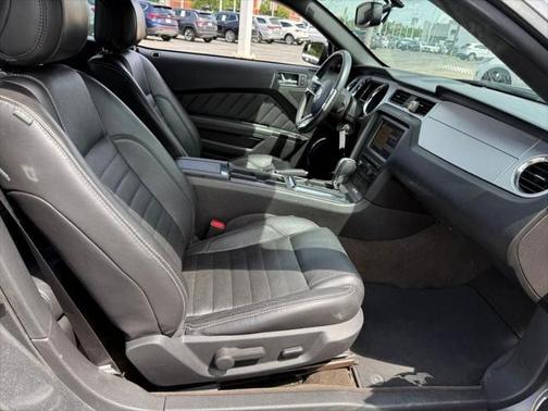 2014 Ford Mustang V6 Premium