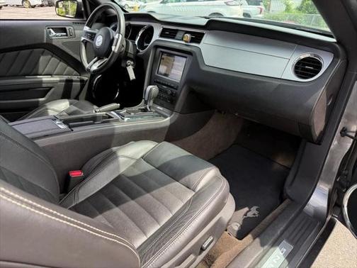 2014 Ford Mustang V6 Premium