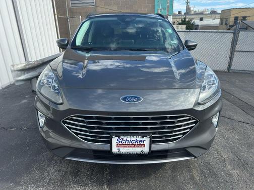 2021 Ford Escape Titanium