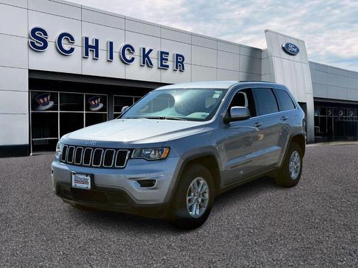 2019 Jeep Grand Cherokee Laredo