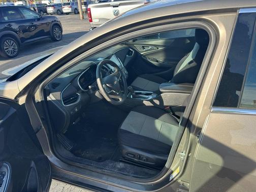 2020 Chevrolet Malibu FWD LT