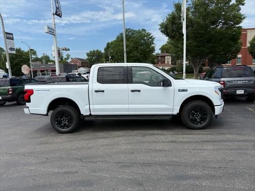 2025 Ford F-150 Lightning XLT