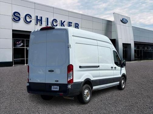 2022 Ford Transit-250 Base