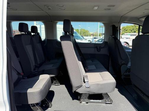 2025 Ford Transit-350 XL