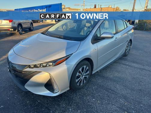 2022 Toyota Prius Prime XLE