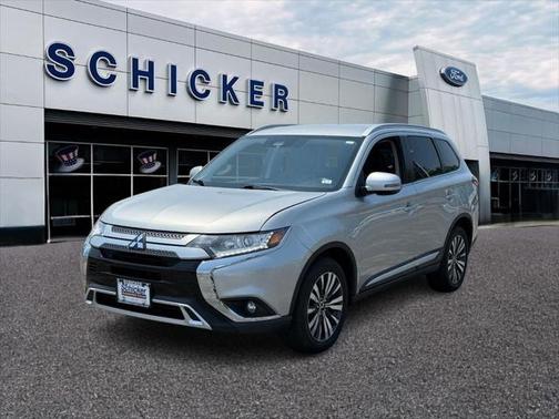 2020 Mitsubishi Outlander ES