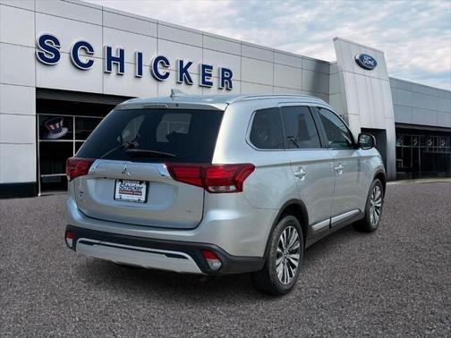2020 Mitsubishi Outlander ES