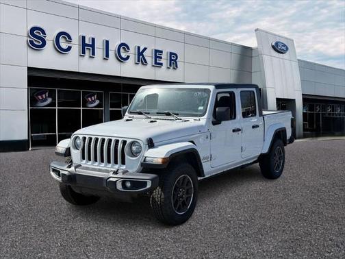 2023 Jeep Gladiator Overland