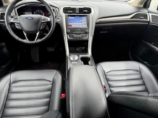 2019 Ford Fusion SEL