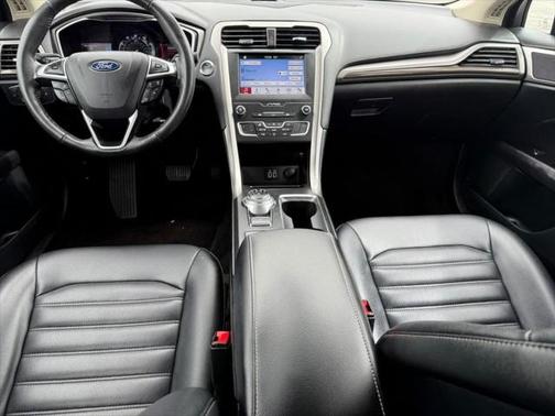 2019 Ford Fusion SEL