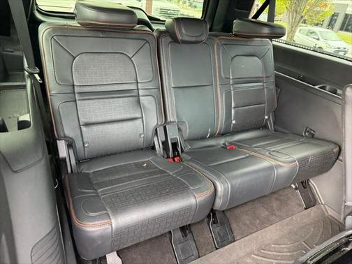 2023 Lincoln Navigator Black Label