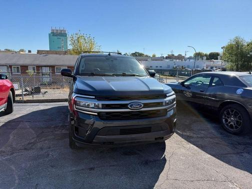 2022 Ford Expedition XLT