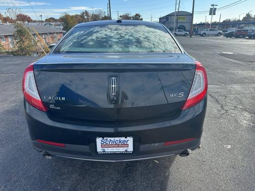 2014 Lincoln MKS Base
