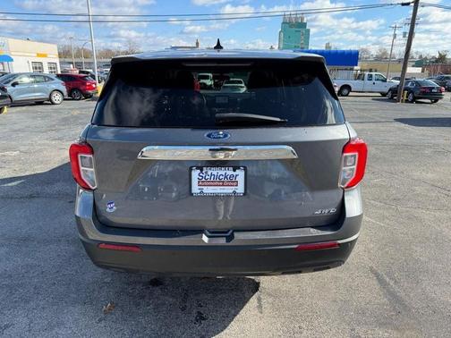 2022 Ford Explorer Base