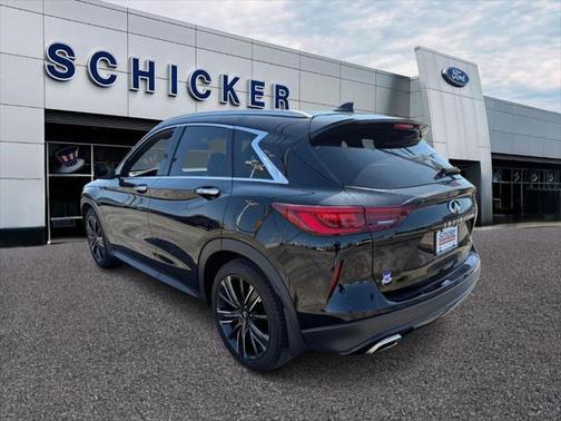 2022 INFINITI QX50 LUXE
