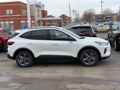 2025 Ford Escape ST-Line