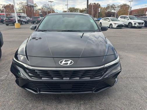 2024 Hyundai ELANTRA HEV Limited