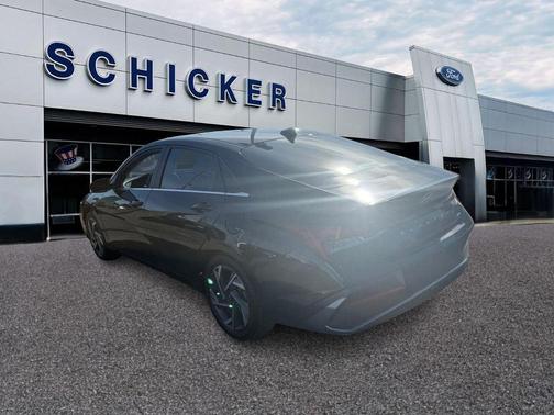 2024 Hyundai ELANTRA HEV Limited