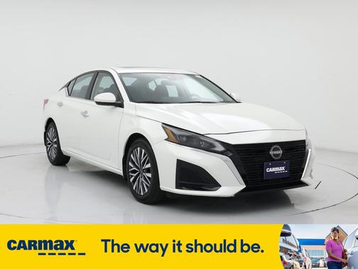 2023 Nissan Altima SV