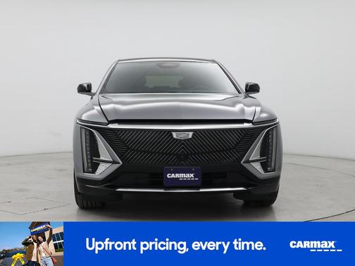 2024 Cadillac LYRIQ Luxury 2