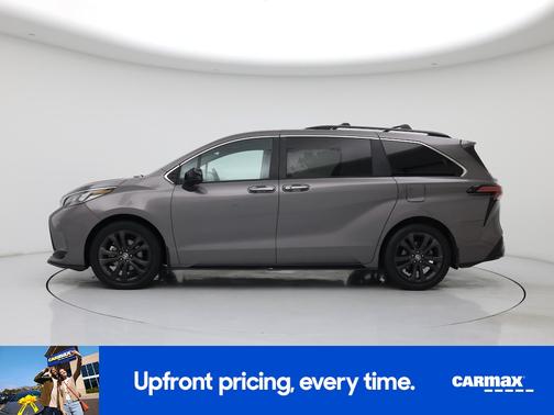 2022 Toyota Sienna XSE