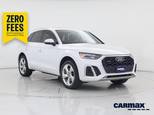 White 2023 Audi Q5 S-Line Premium Plus