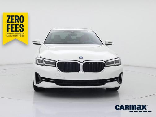 White 2022 BMW 540 XI