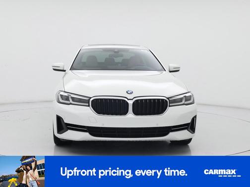 White 2022 BMW 540 XI