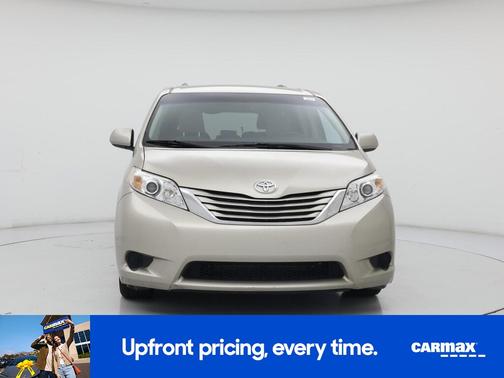 Tan 2017 Toyota Sienna LE