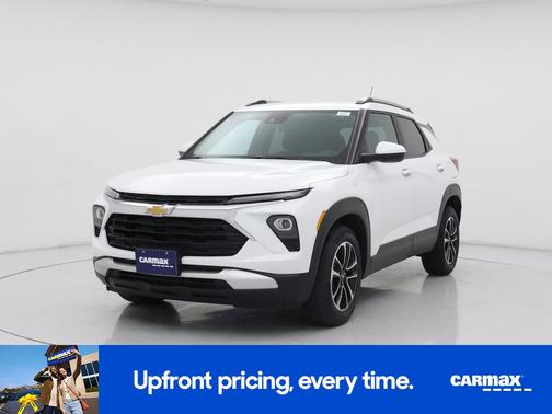 White 2024 Chevrolet Trailblazer LT