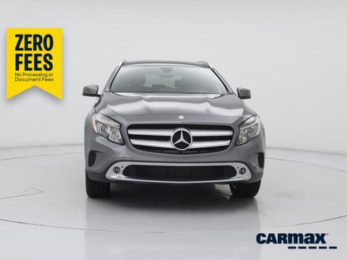 Gray 2016 Mercedes-Benz GLA-Class
