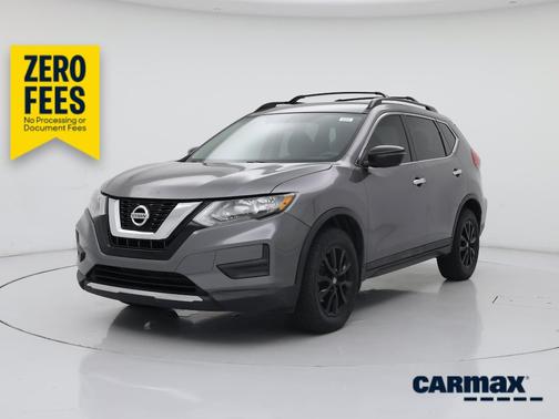 Gray 2017 Nissan Rogue SV