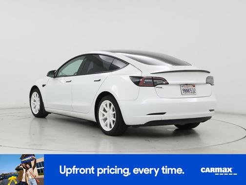 White 2022 Tesla Model 3