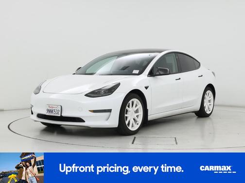 White 2022 Tesla Model 3