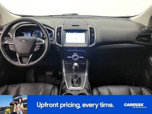 White 2018 Ford Edge Titanium