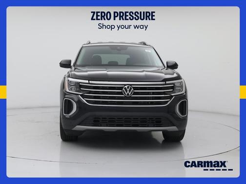 Black 2025 Volkswagen Atlas SE w/Tech
