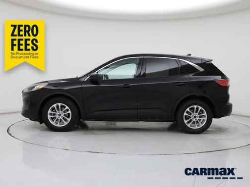 Black 2022 Ford Escape SE