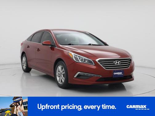 Red 2015 Hyundai SONATA SE
