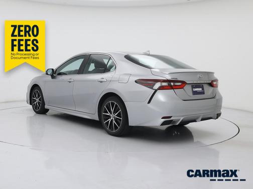 Silver 2021 Toyota Camry SE