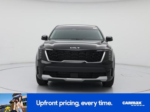 Black 2025 Kia Sorento LX
