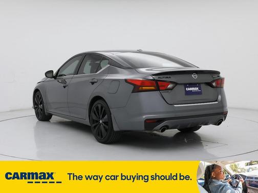 2022 Nissan Altima SR