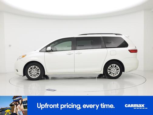 2017 Toyota Sienna XLE
