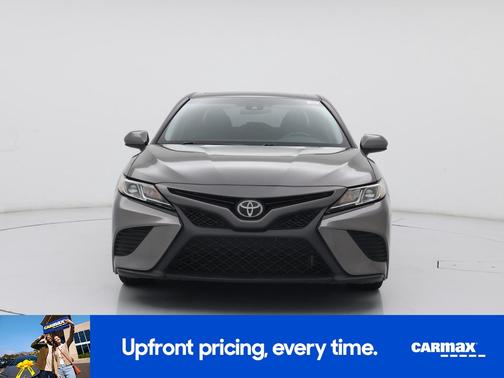 Gray 2018 Toyota Camry SE