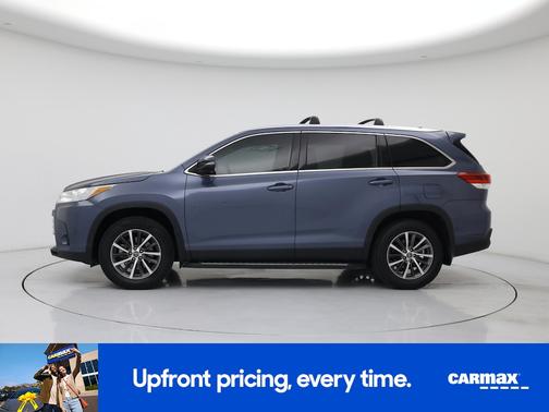 Blue 2019 Toyota Highlander XLE