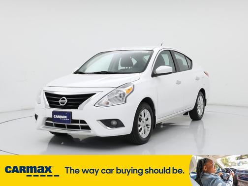 2017 Nissan Versa SV