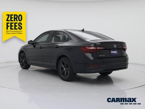 Black 2022 Volkswagen Jetta SE