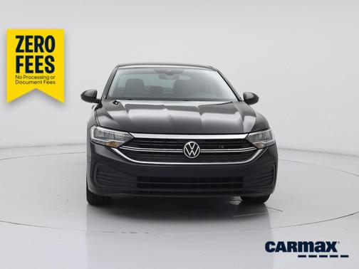 Black 2022 Volkswagen Jetta SE