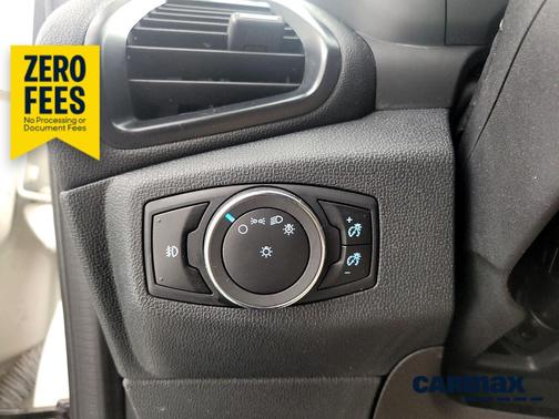 White 2018 Ford EcoSport SES