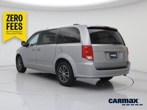 Silver 2017 Dodge Grand Caravan SXT
