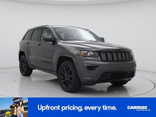 Gray 2018 Jeep Grand Cherokee Altitude
